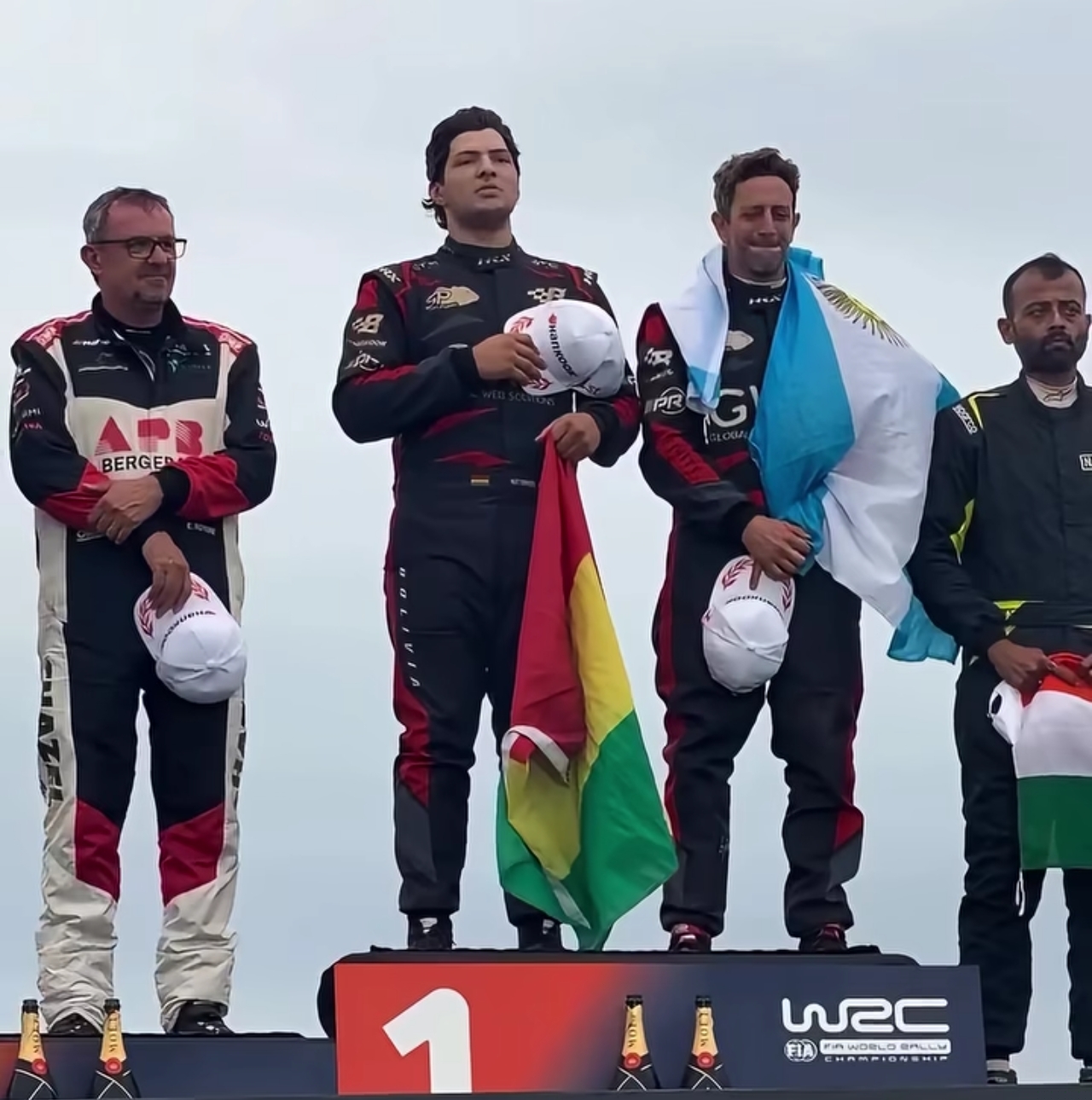 Nataniel Bruun (Bolivia 🇧🇴) en lo más alto del podio